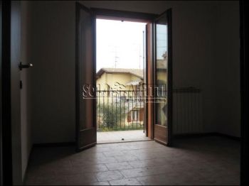 Villa con garage e balcone Pozzolengo