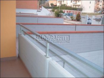 Casa arredata con balcone Agna