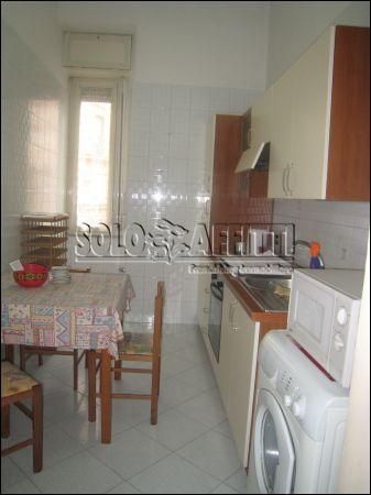 Appartamento arredato con posto auto