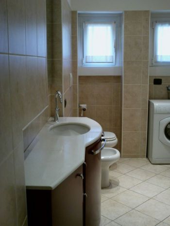 Bilocale arredato - Bagno