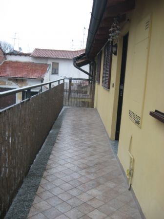 Casa arredata con balcone Parabiago
