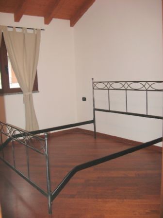 Casa arredata con balcone Parabiago