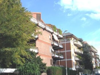 Bilocale con posto auto Roma - Altre fotografie