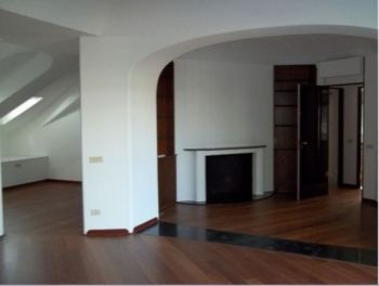 Appartamento arredato con garage Centro storico, brera - Altre fotografie