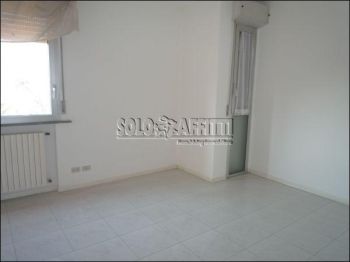 Casa arredata con balcone Della fiera vecchia