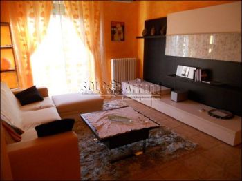 Casa arredata con balcone Paderno