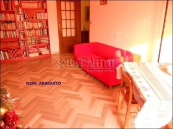 Appartamento con balcone Aereonautica