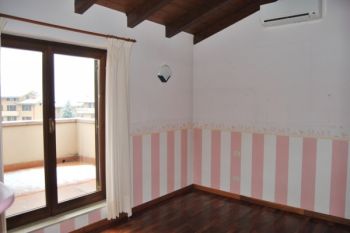Villa con garage e terrazzo Botticino - Terrazza