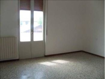 Appartamento con balcone Capriate San Gervasio