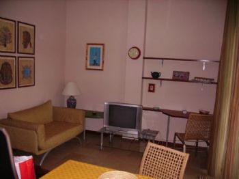 Bilocale arredato con terrazzo Trieste , salario