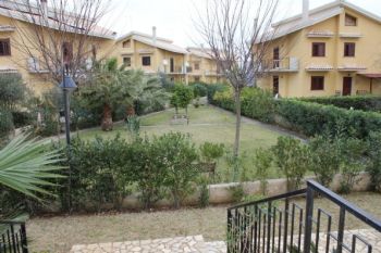 Villa con giardino e balcone Siracusa
