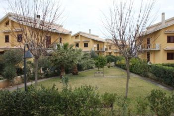 Villa con giardino e balcone Siracusa