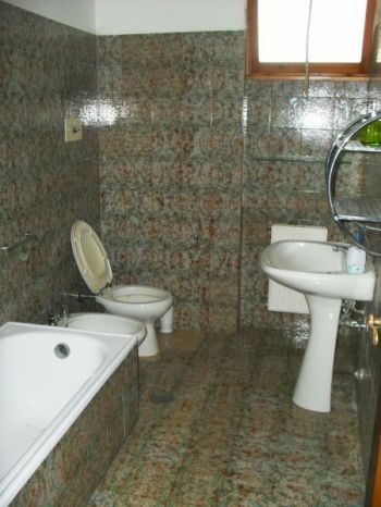 Trilocale con terrazzo Centro