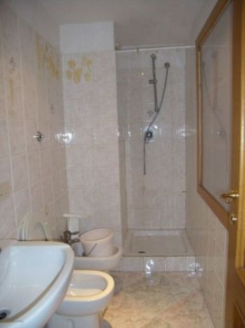 Appartamento arredato con balcone Appio latino, appia nuova, appio pignatelli, capannelle - Altre fotografie