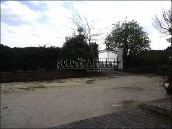 Appartamento arredato Cassia, tomba di nerone, roma