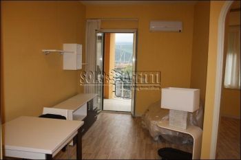 Monolocale arredato con terrazzo Velino / marmore