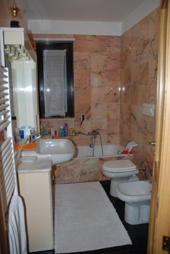 Appartamento 110mq 3 letto giardino box - Bagno