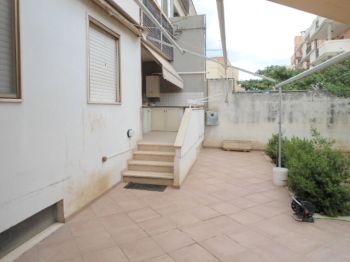 Appartamento 110mq 3 letto giardino box - Giardino