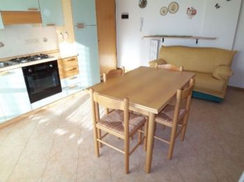 Trilocale arredato con posto auto Lido di jesolo