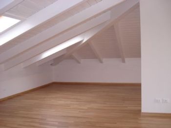 Casa con posto auto e terrazzo Centro - Altre fotografie