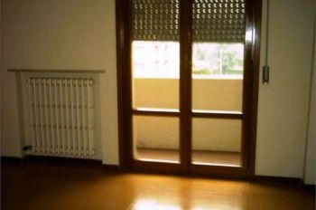 Appartamento con balcone Fidenza