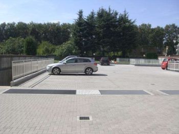 Appartamento arredato con garage S.antonio - s. andrea