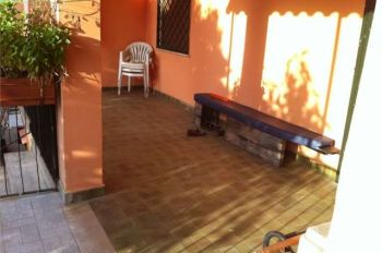 Appartamento con posto auto e terrazzo