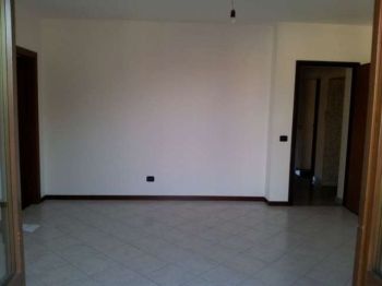 Casa con aria condizionata e garage