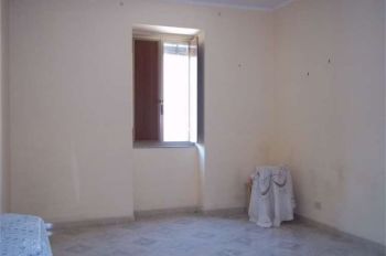 Casa arredata con balcone Scala greca