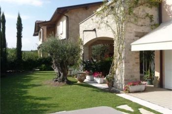 Villa nuova costruzione arredata Colombare