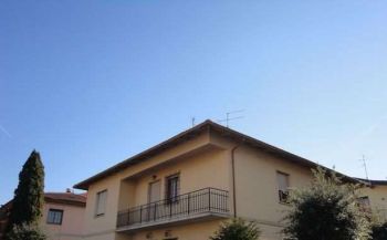 Appartamento con garage e balcone Centrale