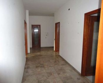 Casa con terrazzo e balcone Pistoia nord