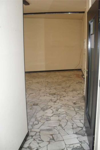 Appartamento con posto auto e balcone