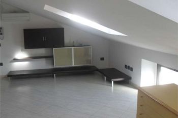 Casa arredata con aria condizionata