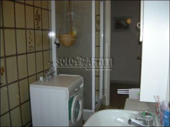 Trilocale arredato con balcone Mirafiori sud
