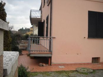 Casa con terrazzo e giardino Periferia - Altre fotografie