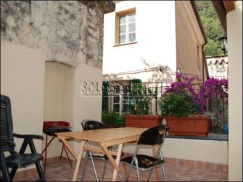 Trilocale arredato con terrazzo Zuccarello