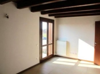 Appartamento con balcone e giardino - Altre fotografie
