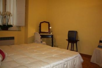 Appartamento arredato con balcone Centro storico - Altre fotografie