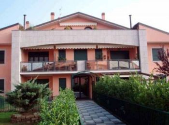 Bilocale arredato con garage Gessate - Altre fotografie