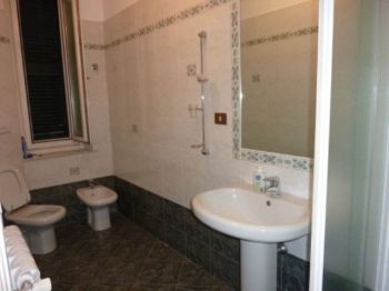 Appartamento arredato con balcone San fruttuoso - Altre fotografie