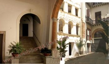Casa arredata con balcone Centro storico - Altre fotografie