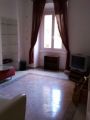 Appartamento arredato con balcone Trieste ,