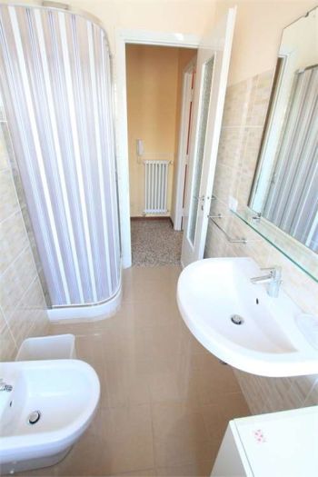Bilocale arredato con balcone S. cuore - s. martino