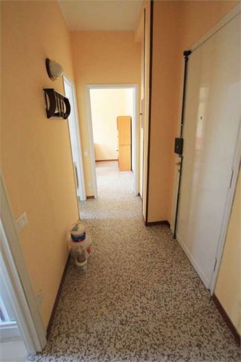Bilocale arredato con balcone S. cuore - s. martino