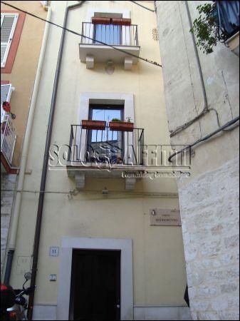 Villa arredata con balcone Borgo antico - s. nicola