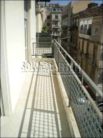 Appartamento arredato con balcone V.le libert�