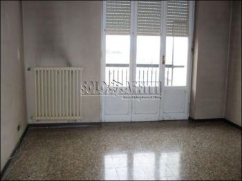 Casa con balcone Cornaredo