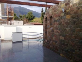Appartamento nuova costruzione con terrazzo