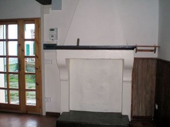 Appartamento con posto auto Loc. sperticano - Tinello
